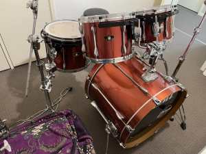 Tama superstar birch drum kit with cymbals