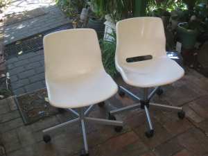 2 x Original SNILLE Swivel Office Chairs-White (Height Adjustable)IKEA