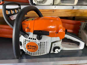 STIHL MS251 CHAINSAW (PRE-OWNED)