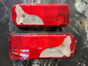 NEW - Pair of MERC SPRINTER REAR TAIL LIGHTS - incl postage