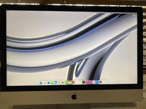 iMac 27 inch (Late 2014), 16GB RAM, 1.12TB Fusion Drive, Keyboard