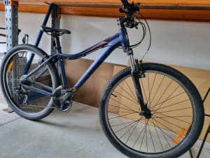 Giant liv bliss small 27.5inch wheels