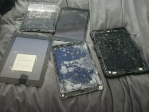 iPads - Damaged or For Parts