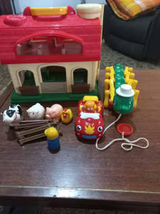 Children Toys farmhouse & Pull along