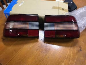 VN commodore tail lights Executive Berlina Calais SS taillights