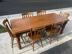 🔆Solid Wooden Dining Table & 6 Chairs 🆓 Delivery 🎉