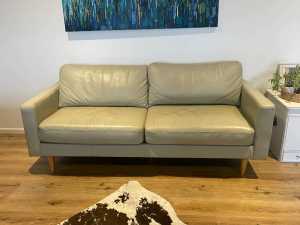 Leather sofa couch 2 and 3 seater