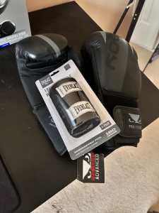 Boxing Gloves Brand New