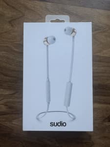 Sudio Sweden Vasa Bla Bluetooth Headphones