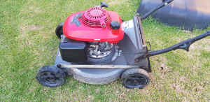HONDA lawnmower HRU197 6.5HP 183cc
