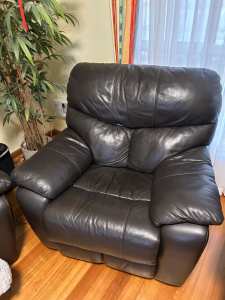 Leather Recliners excellent used condition