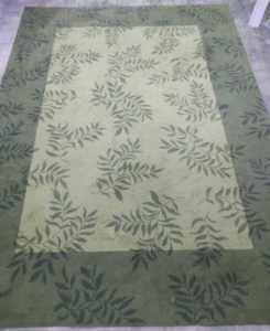 For sale: Large rug carpet for dining or living room 240 x 330cm