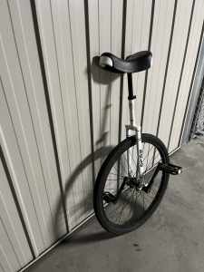 Unicycle in excellent condition SOLO brand