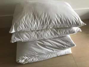 Silk filled quilt and pillows