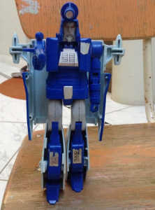Transformers generation 1 (G1) – Scourge, complete.
