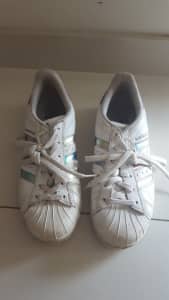 Adidas Superstar Unisex Boys Girls Shoes White Size US 4.5, UK 4