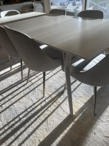 West Elm Mid Century Extendable Dining Table