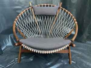 Replica of a Hans Wegner Circle Chair