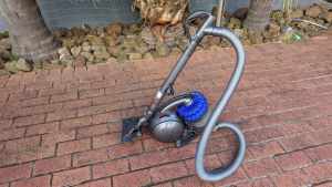 Dyson DC 54 all refurbished and cleaned inside/out in excel condition