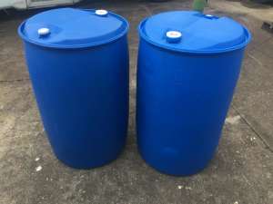 PLASTIC barrels / DRUM 44 GALLONS FOOD GRADE