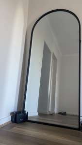 Mirror - 180cm X 100cm - NEGOTIABLE 