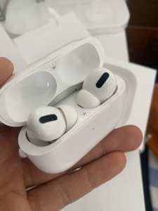 AirPod pro 1st gen- Used Mild Condition