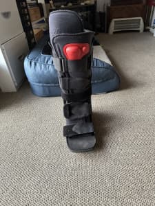 Oh no you need a moon boot $20