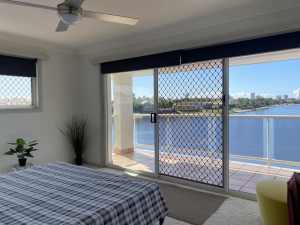 Spacious room | Burleigh waters | Available from 18/4