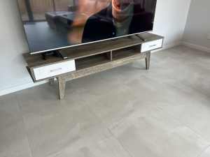 $400 both if pick up today tv unit and coffee table set