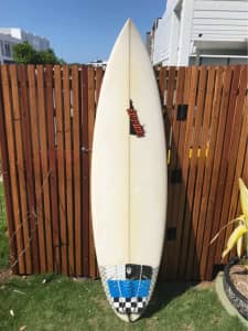 Surfboard 6'3
