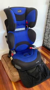 Britax Safe N Sound Hi Liner Car seat
