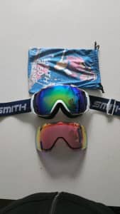 Smith snowboard goggles