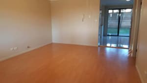 3BR Townhouse for Professional Couple/family