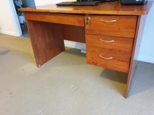 Desk with lockable top drawer and chair