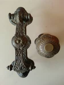 Antique Cast Iron door knocker and door handle