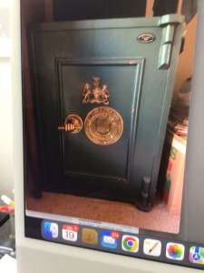 3 x commercial style safes, very heavy,!