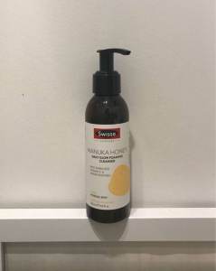 Skincare -Swisse manuka honey daily glow foaming facial cleanser 120ml