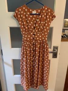 EUC Witchery Linen / Viscose Polka Dot Terracotta Dress Size 10