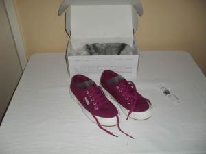 WOMENS SUPERGA CANVAS SNEAKERS. 38.