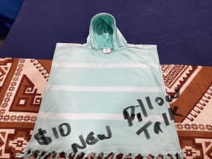 Kids Pillow Talk Hooded Towel $10 & Round Towel $5 - Burpengary East 