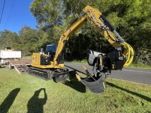 Combo hire 7t excavator poisitrac combo - 10m tipper all attachments 