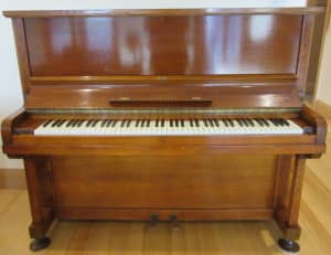 Piano Upright Vintage Grotrian Steinweg London Coburg Oak cabinet