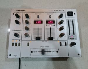 PIONEER DJM 300 Mixer with BPM Counters for Mixing Vinyl (Refurbished)