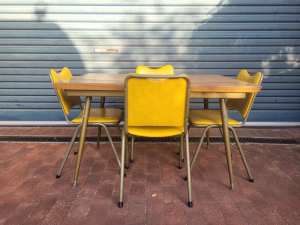 Vintage Retro 60s 5 Piece Dining Set With Extendable Table
