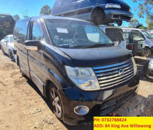 wrecking nissan elgrand e51