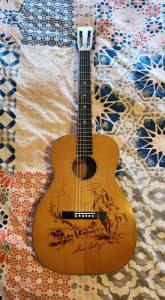 1935 Gene Autry Roundup Guitar