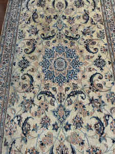 Beautiful vintage Persian rug