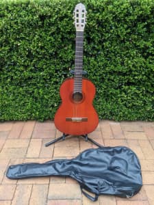 Yamaha G-55-1 classical acoustic guitar with case and accessories