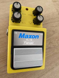 Maxon FL9 Flanger pedal