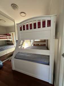 Double and single bunk bed
